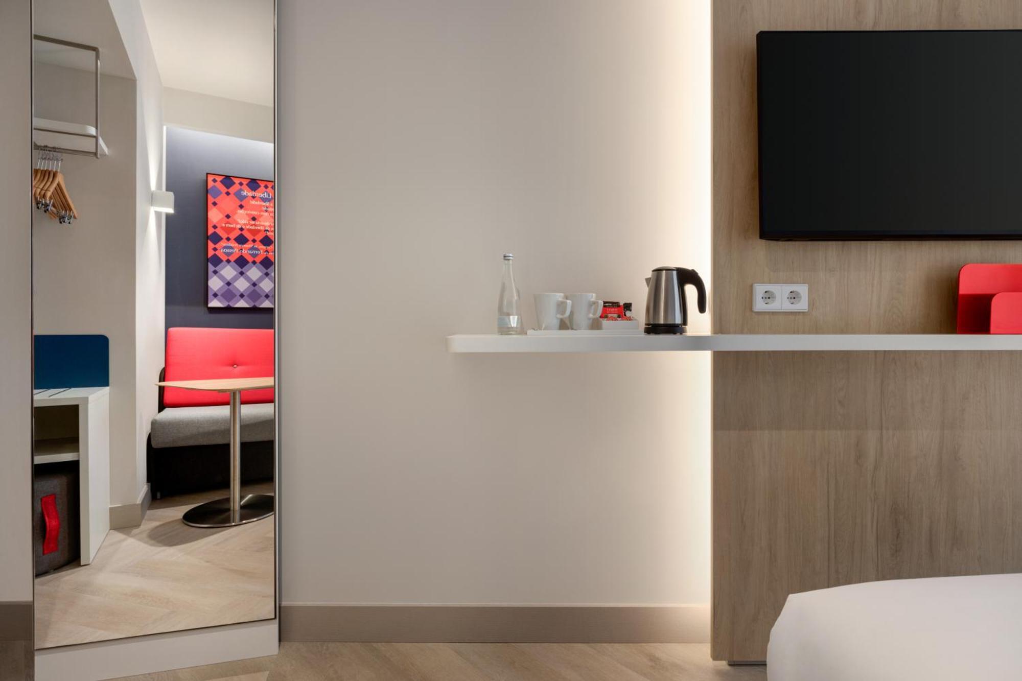 Holiday Inn Express Porto - Boavista By Ihg Kültér fotó